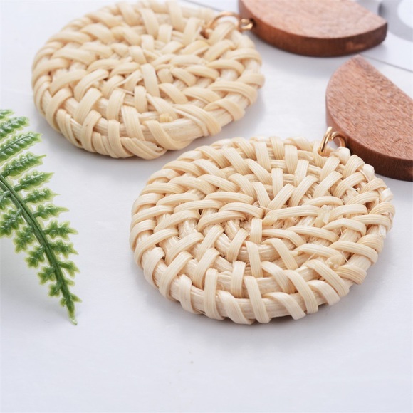 🔸2 for $15🔸Earrings - Picture 3 of 5